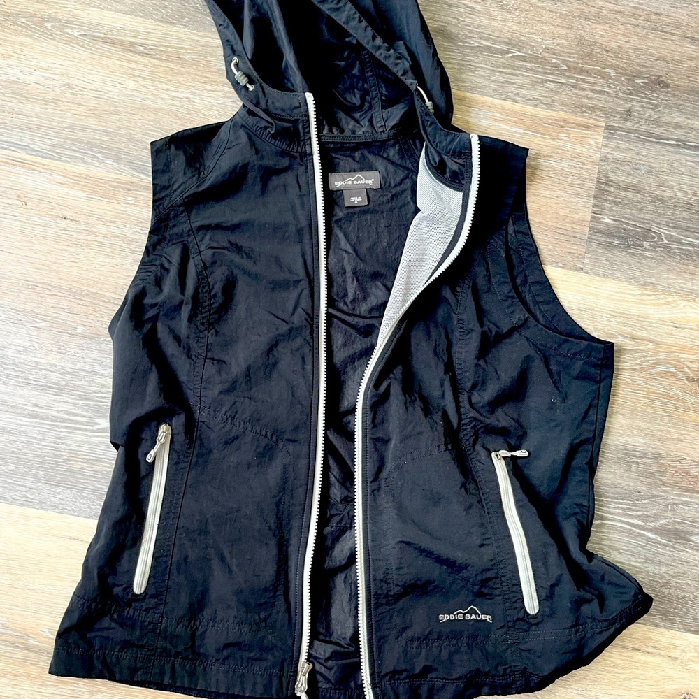 Eddie Bauer light weight vest